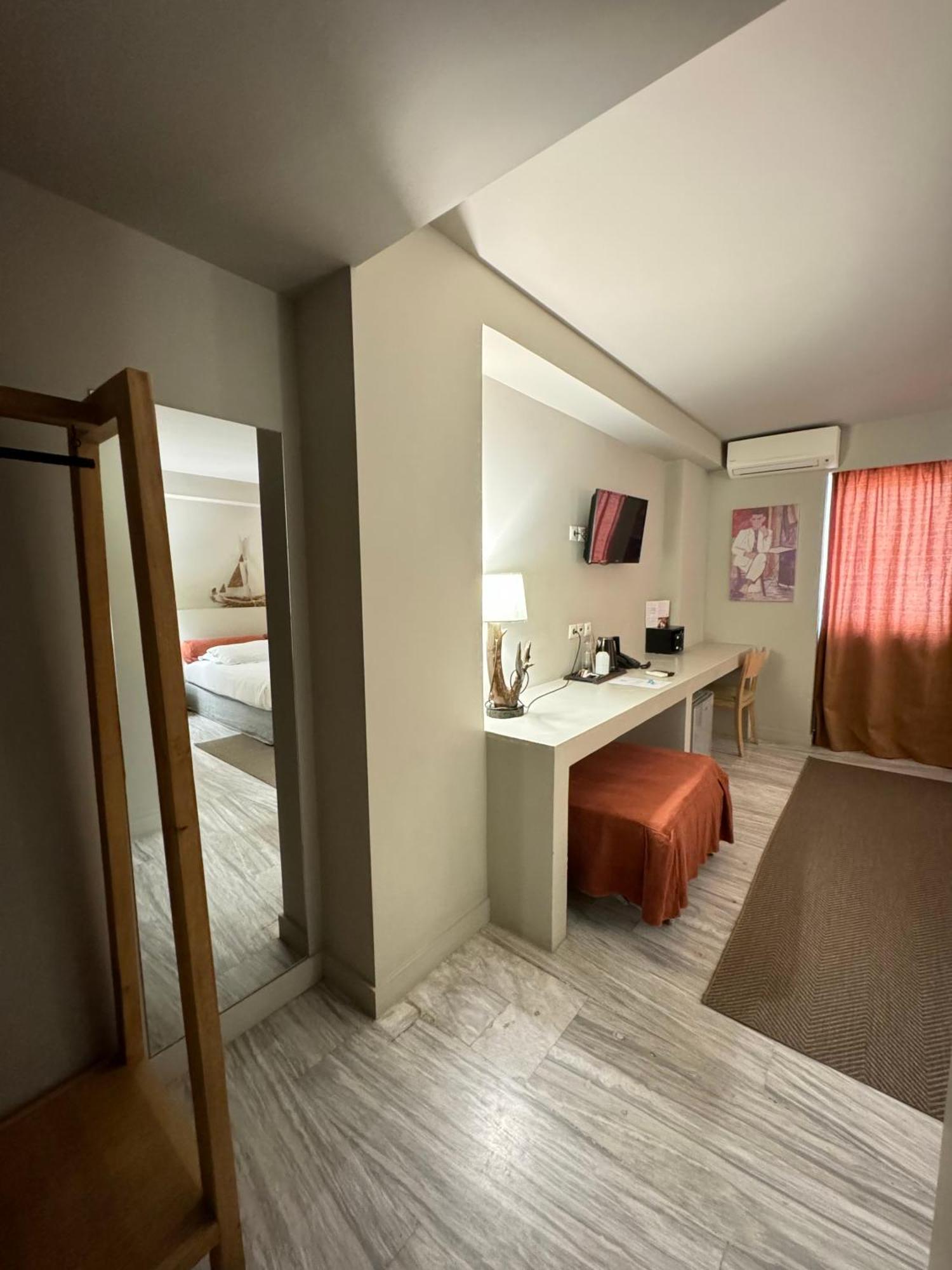 Lotus Center Apartment Athens Ngoại thất bức ảnh